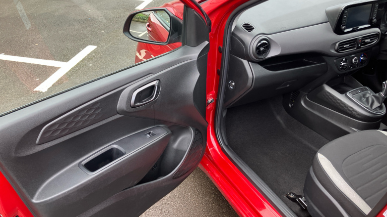 Hyundai i10 1.2 MPi SE Connect 5dr Auto Petrol Hatchback